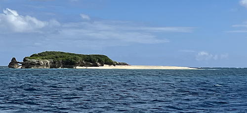 コマカ島へのクルージングの写真